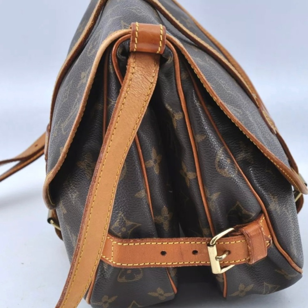 Auth Louis Vuitton Monogram Saumur 30 Shoulder Cross Body Bag M42256 LV G0067